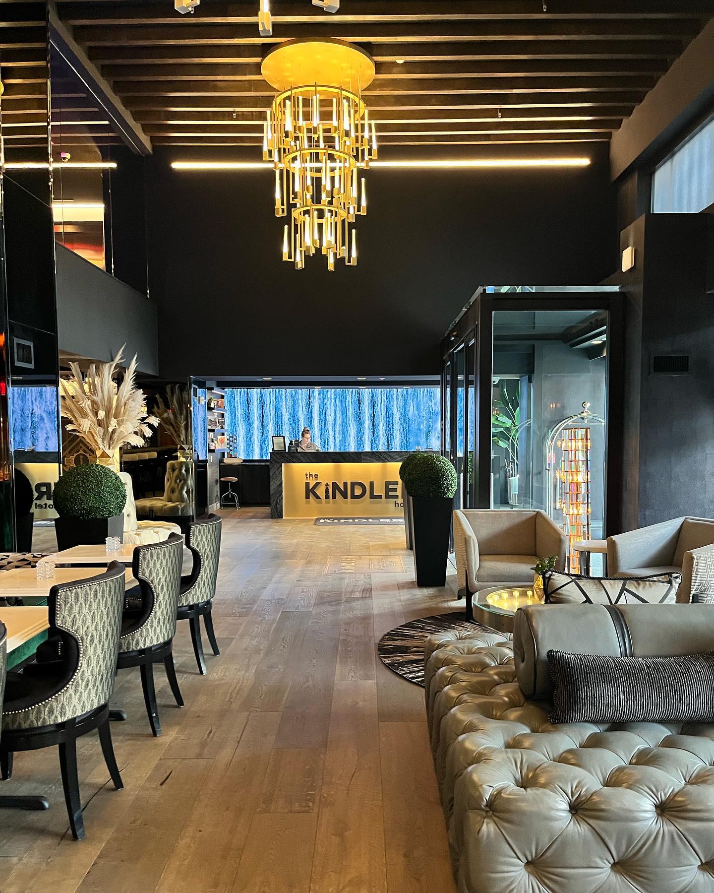 The Kindler Hotel, Boutique