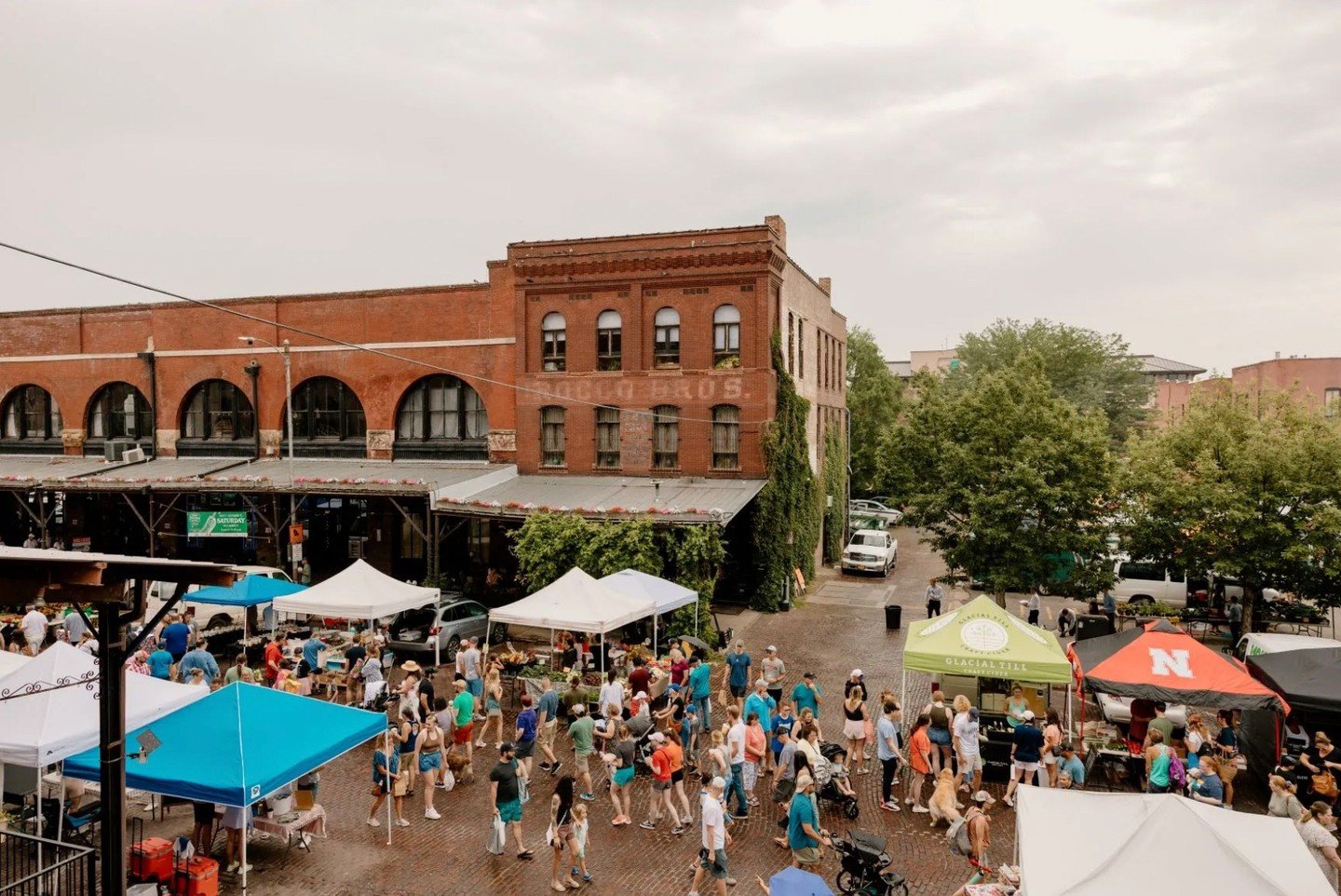 farmers market