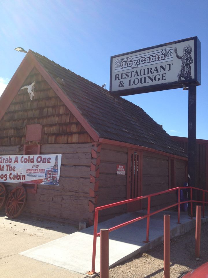 Log Cabin Restaurant & Lounge (Gering)