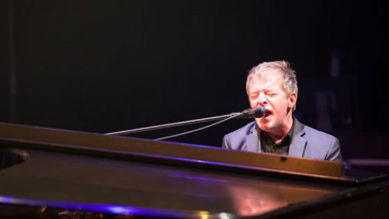 Jim Witter "Sing Us A Song...You're The Piano Man"