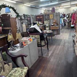 The Happy Dackle Market