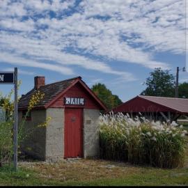 Winnetoon Mall & Post Office