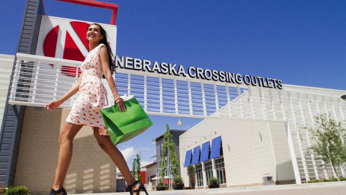 Nebraska Crossing Outlets