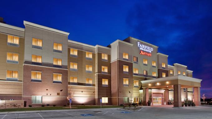 Fairfield Inn & Suites